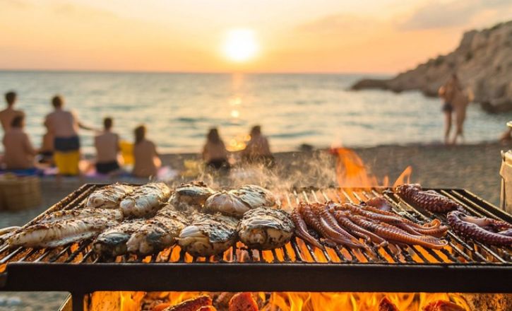 BBQ and Dining beach