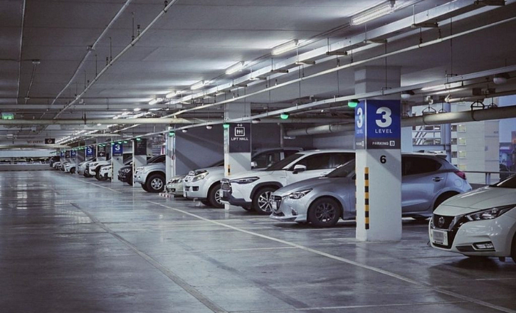 Outlet Mall Parking Areas